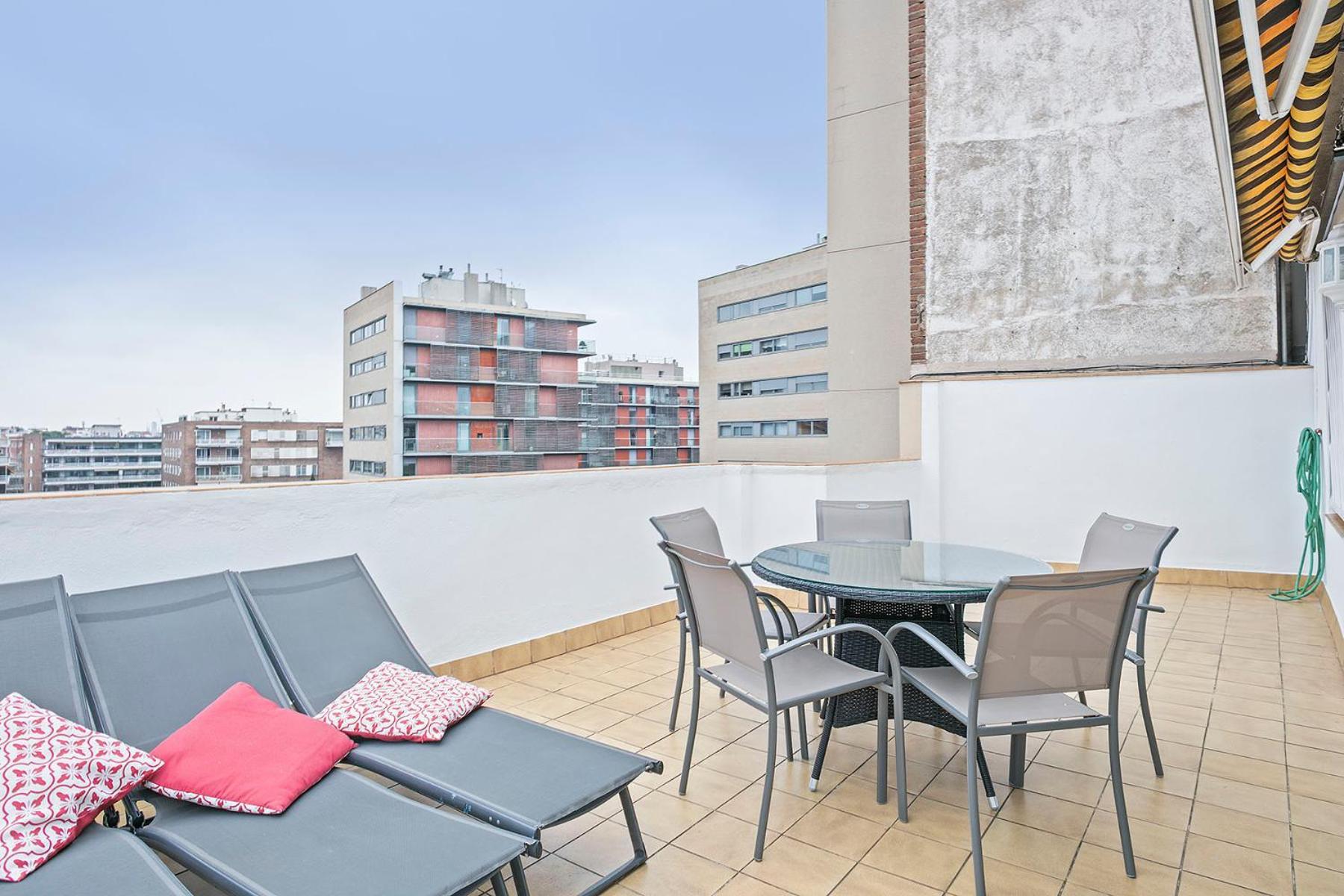 Ferienwohnung Sarria Attic Barcelona Exterior foto